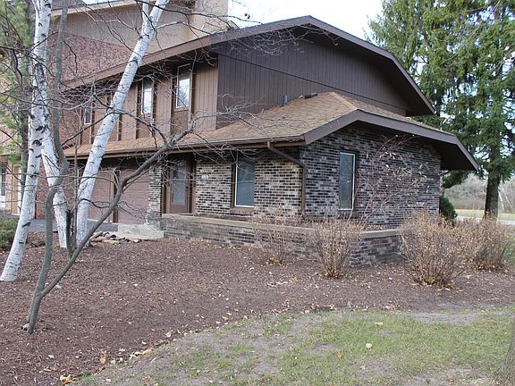 2nd image of 1120D Aspen Ct