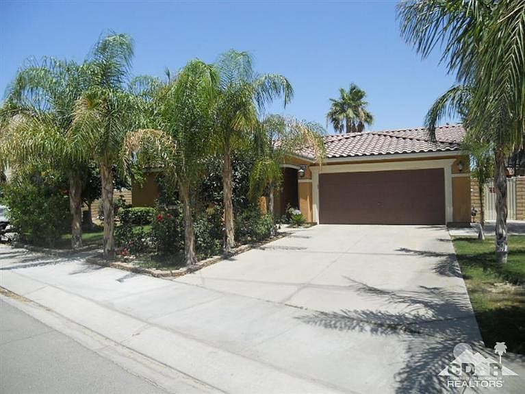 1st image of 84098 La Jolla Ave