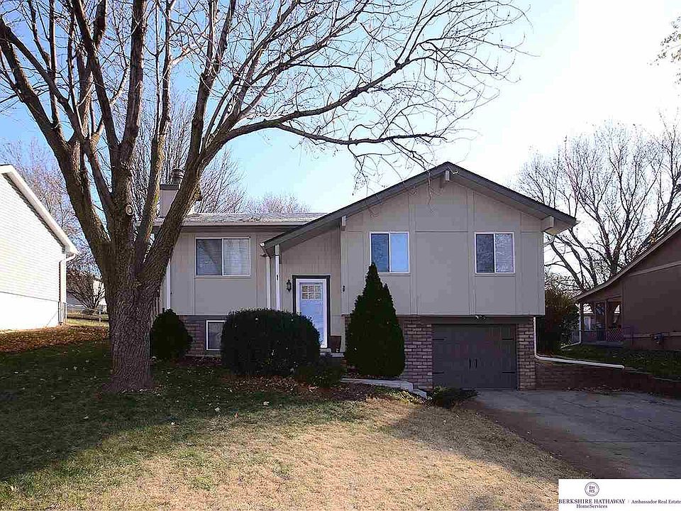 1st image of 2611 N 143rd Ave