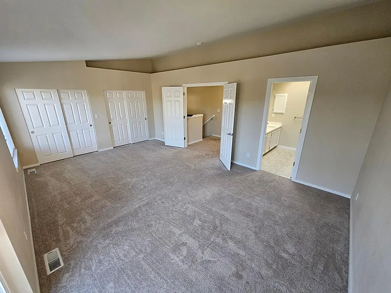519 Cypress Ave — Photo 11