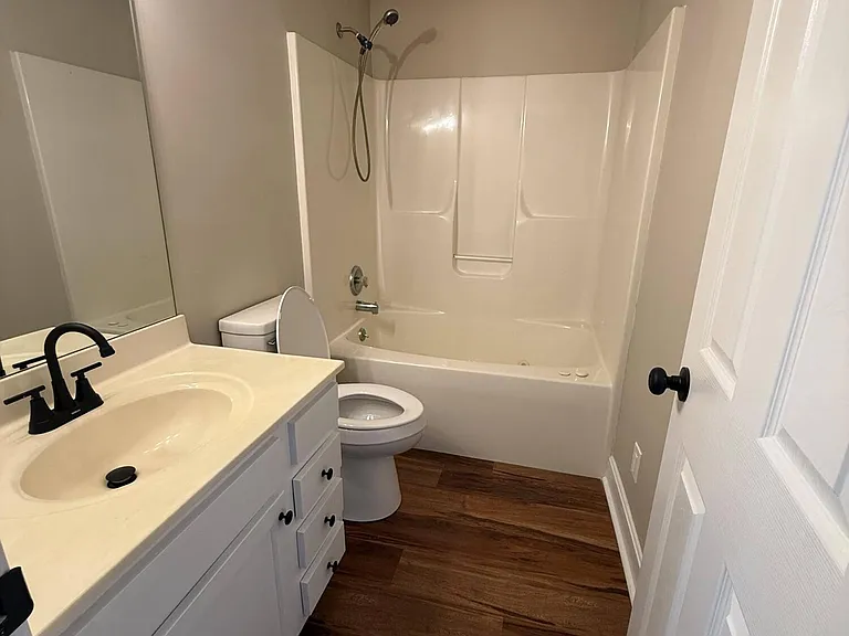 9607 Brooks Bend Rd — Photo 13