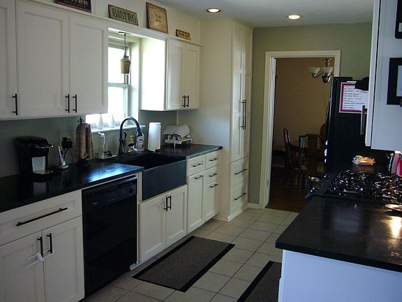 4th image of 1616 Westridge Dr