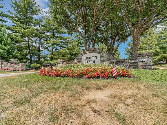 3rd image of 138 Lookout Farm Dr