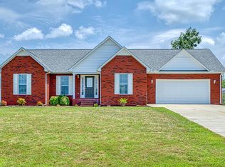 157 Prosperity Dr, Baxter, TN 38544