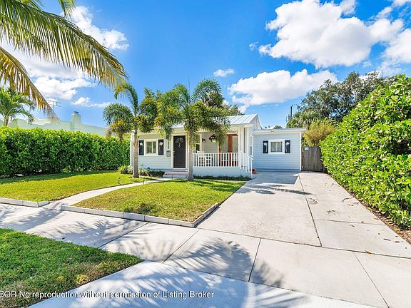 3rd image of 828 Flamingo Dr