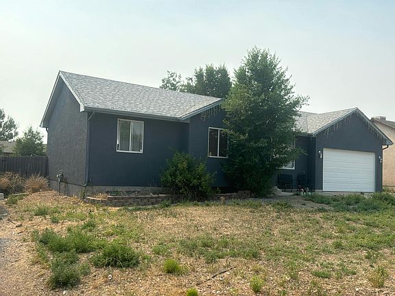 3rd image of 618 S Rogers Dr