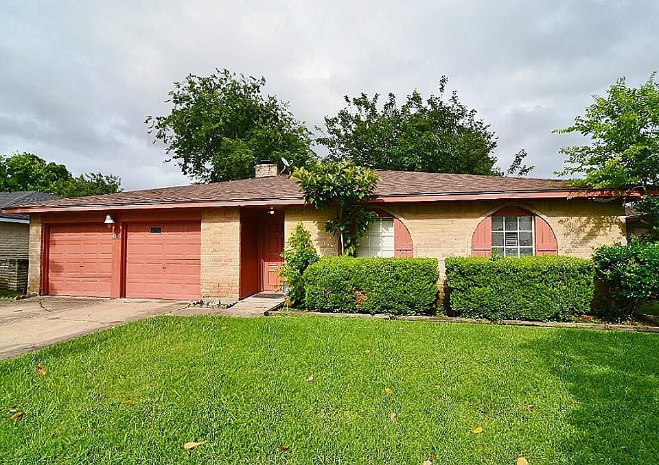 1st image of 6211 Meadway Dr