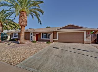 9926 W Signal Butte Cir, Sun City, AZ 85373