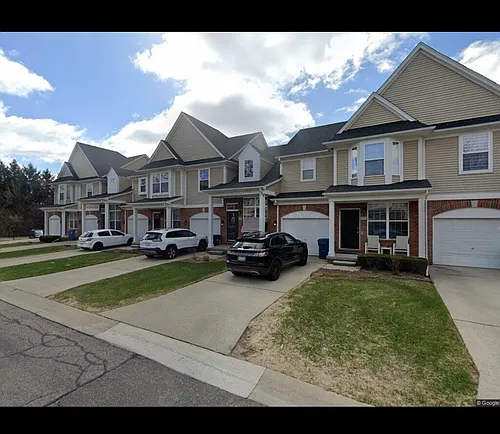 4902 Green Ct Photo 1