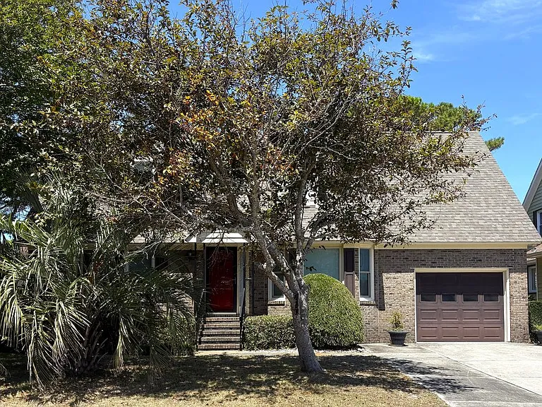 717 Sloop Pointe Ln — Photo 2