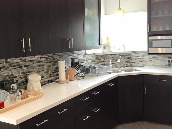 5th image of 2710 Lambert Dr