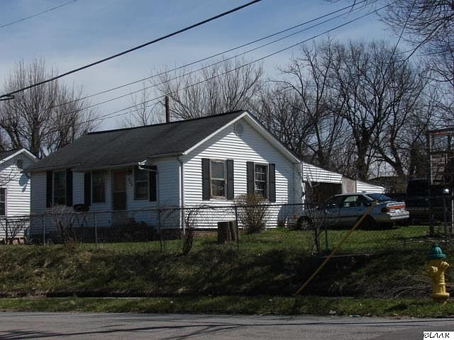 1st image of 208 E 3rd South St