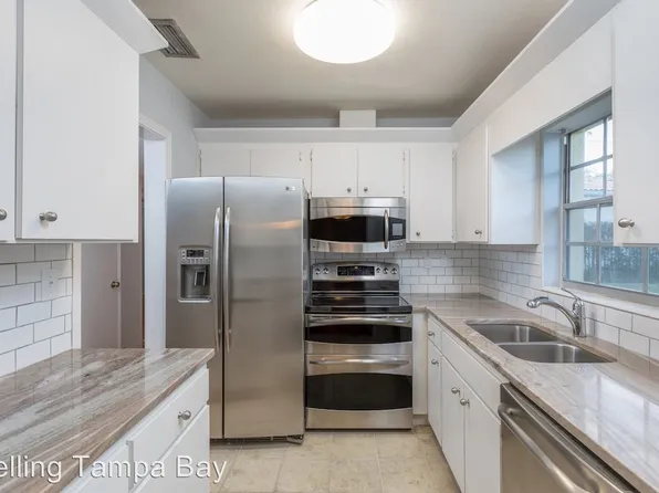 4403 W Beach Park Dr, Tampa, FL 33609