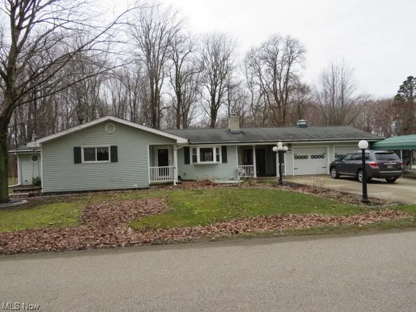 7825 Pennsylvania Ave, Conneaut, OH 44030