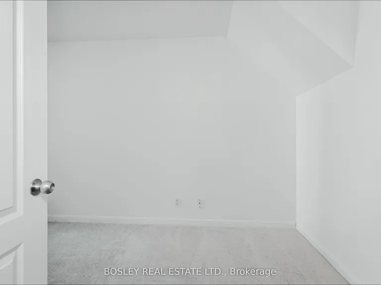 100 Strachan Ave #606 — Photo 18