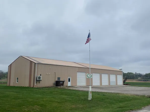 1008 N Railroad St, Albany, MO 64402