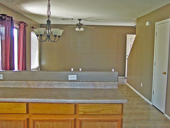 5th image of 12821 W Valentine Ave