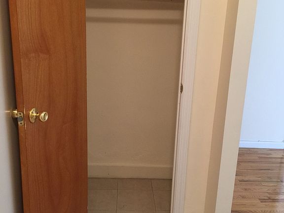 3rd image of 2730 23rd St APT 2
