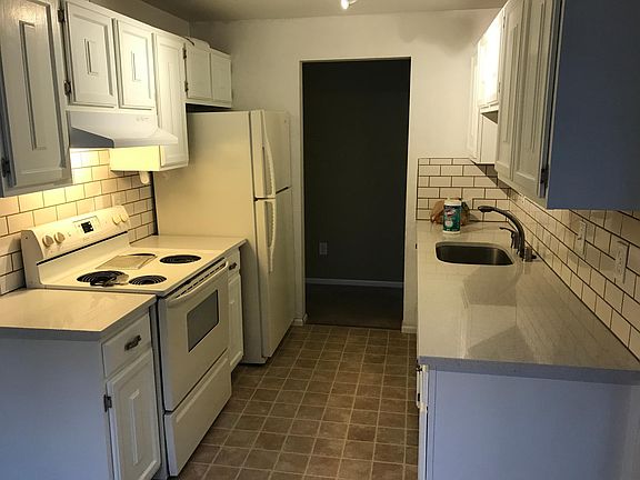 5th image of 2034 14th Ave W APT 203