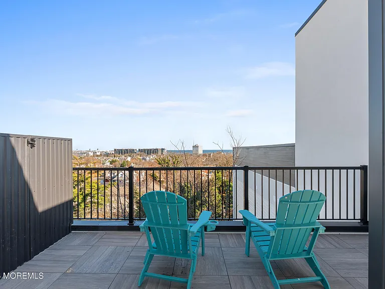 180 Morris Ave #307 — Photo 15