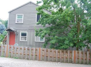 1844 SW Evans St, Portland, OR 97219