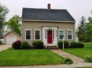 214 W North St, Knoxville, IL