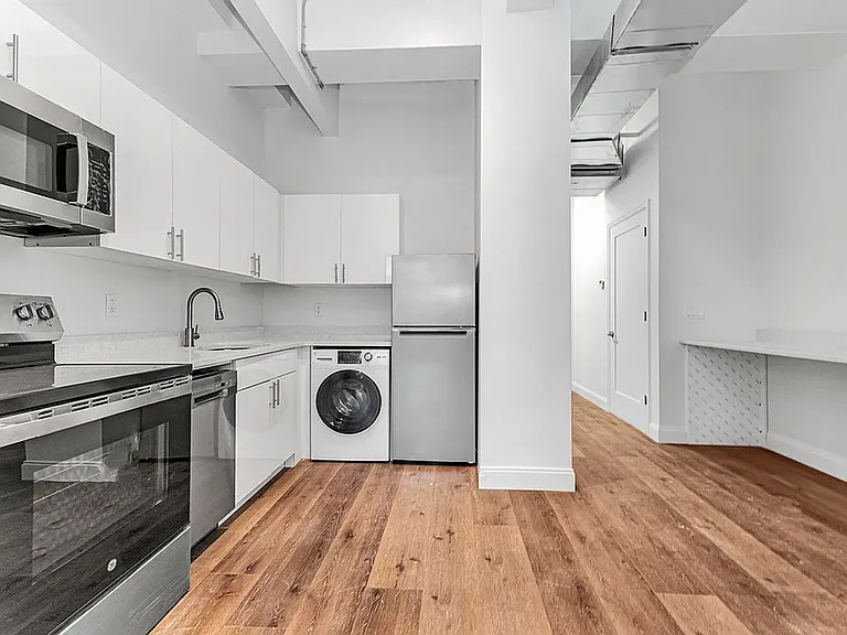 255 W 36th St #1203 — Photo 2