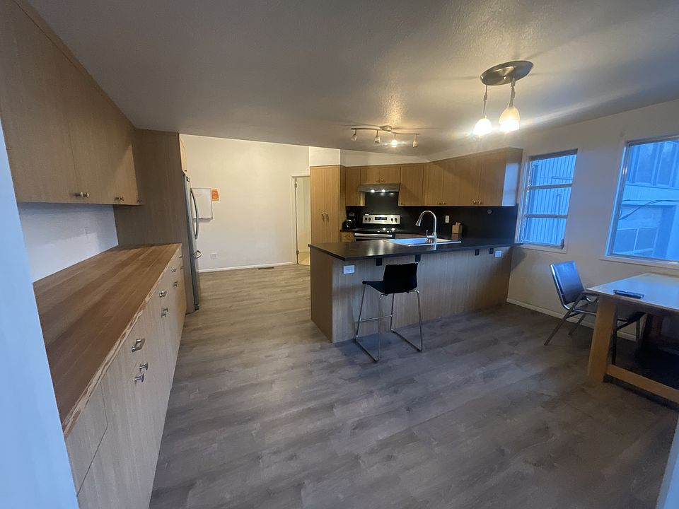 Kitchen from the dining room
