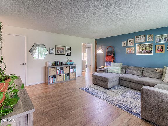 4th image of 310 S 50th Ave
