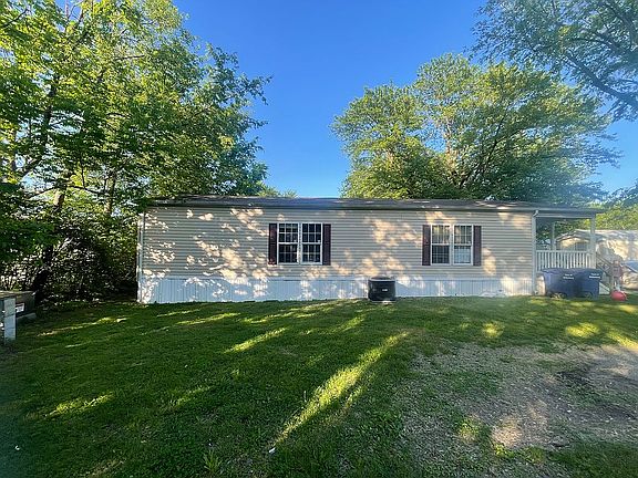 3rd image of 1926 Roosevelt Dr