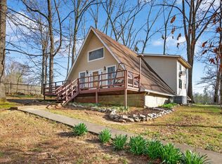 1874 Palmyra Rd, Palmyra, TN 37142