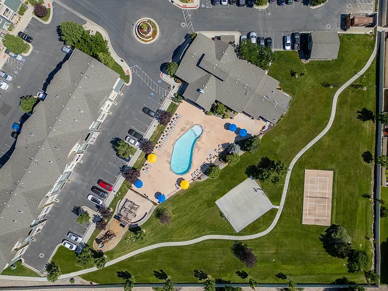 Aldara Apartments — Photo 63
