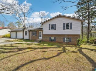 100 Oak Ln, Oneonta, AL 35121