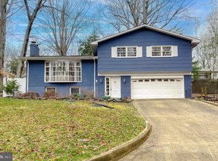 6056 Fir Rd, Saint Leonard, MD 20685