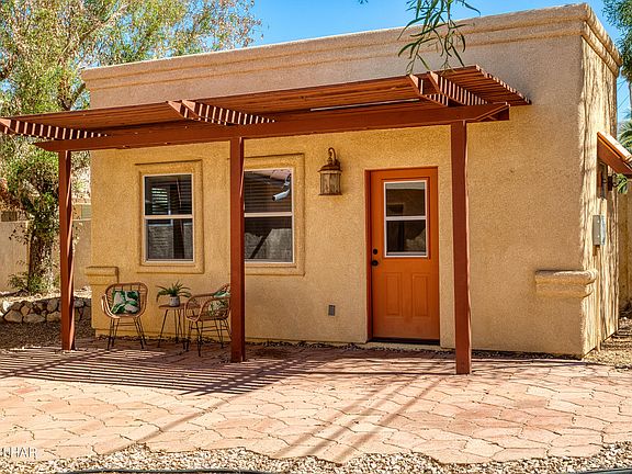 3rd image of 2620 Caribbean Dr