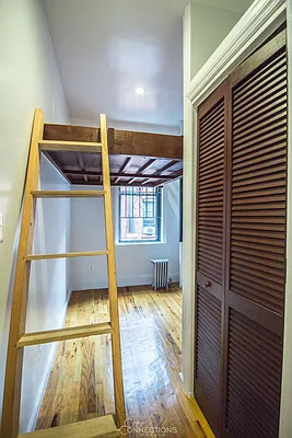 Rented by City Connections Realty | media 16