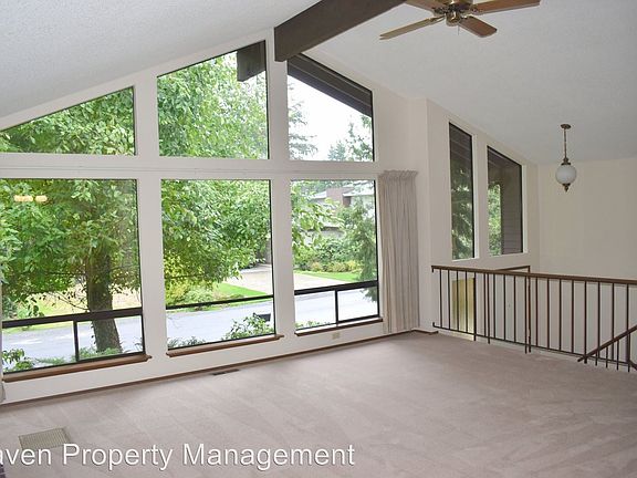 4th image of 8415 SE 36th St