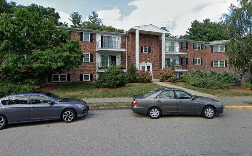 1st image of 64 Plymouth Dr