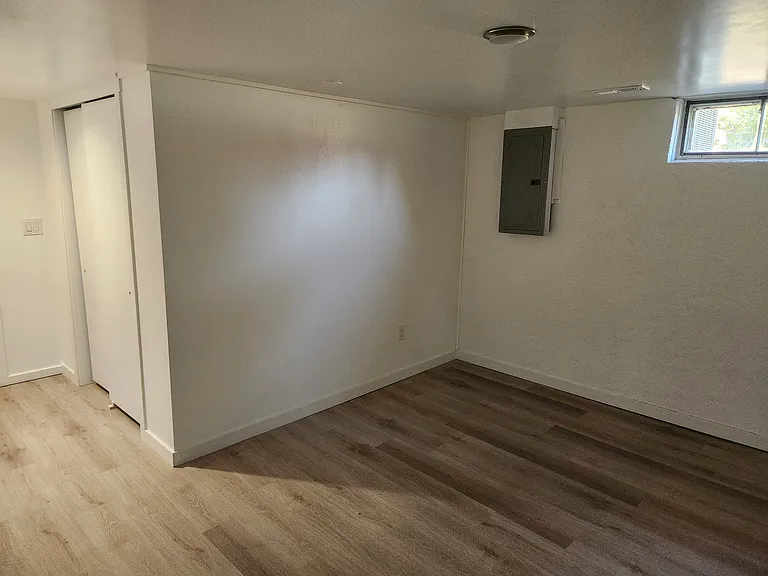 8016 N Hughes Dr — Photo 15