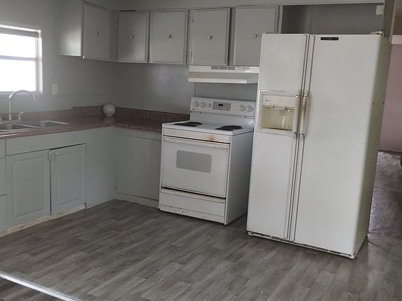 4th image of 901 NE 95th St Lot 9