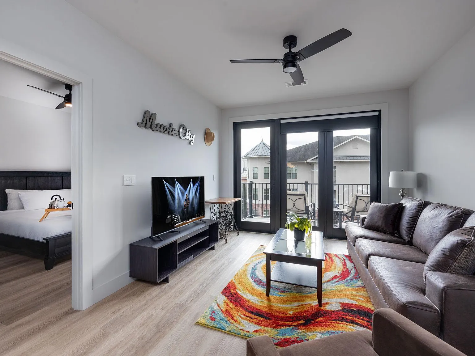 1 bed, 744 sqft, $5,000 — Photo 2