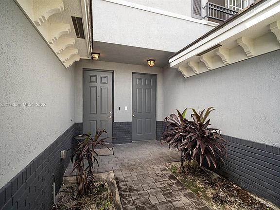 3rd image of 3572 NW 13th St #3572