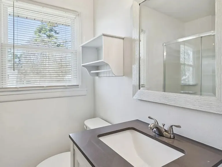 605 Mac St — Photo 11
