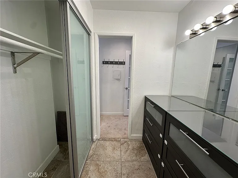 1222 N Olive Dr — Photo 10