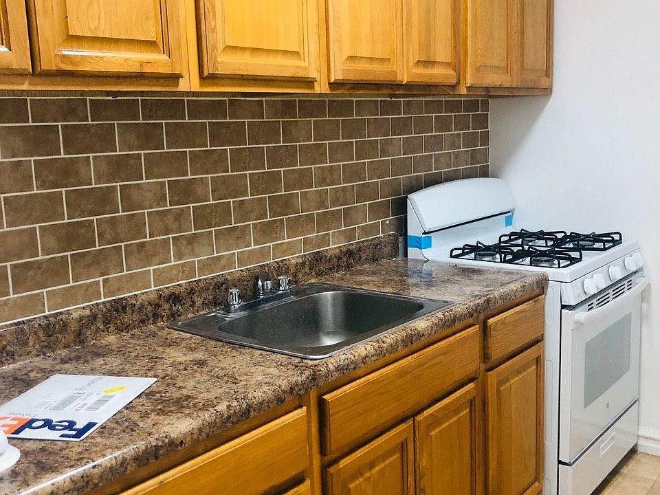 1st image of 2325 Ocean Ave #6