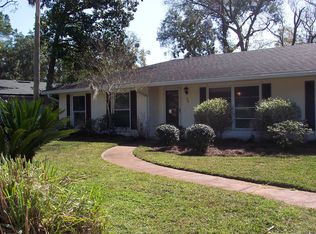 26 Fairway Rd, Jacksonville Beach, FL 32250