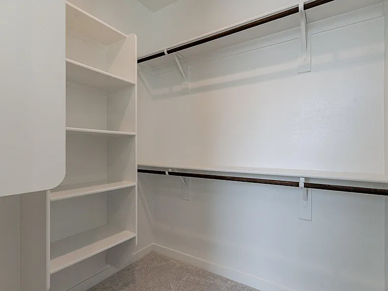 4042 E Amoroso Dr — Photo 25