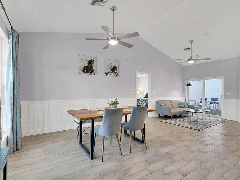 1176 Staghorn St — Photo 9