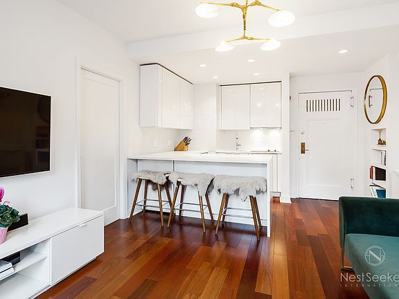 3rd image of 5 Tudor City Pl APT 1319