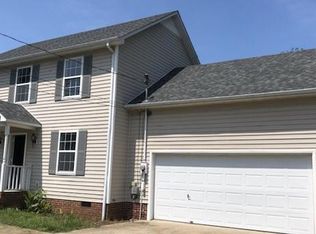 3022 Windsor Dr, Columbia, TN 38401